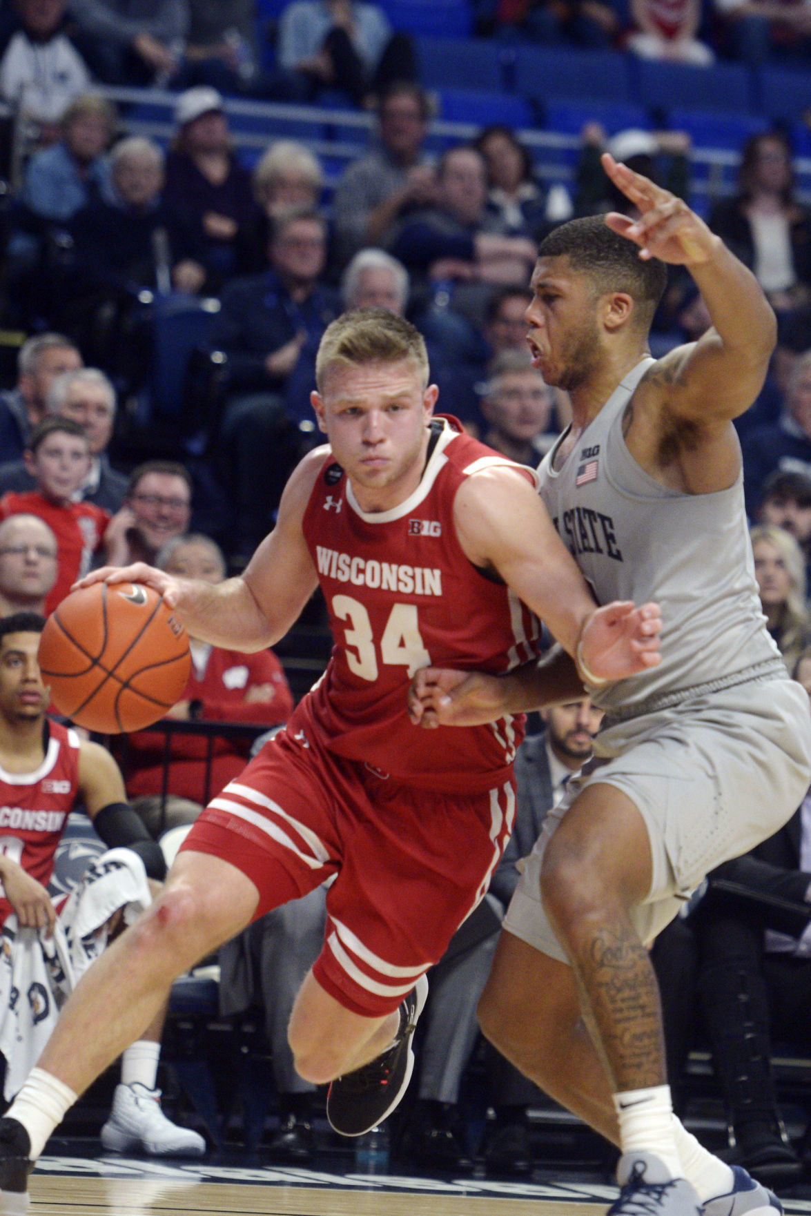 Badgers 58, Nittany Lions 49